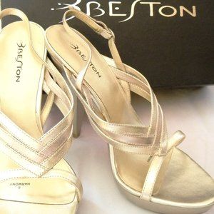 NWT Beston Gold Strappy Heels Size 8M